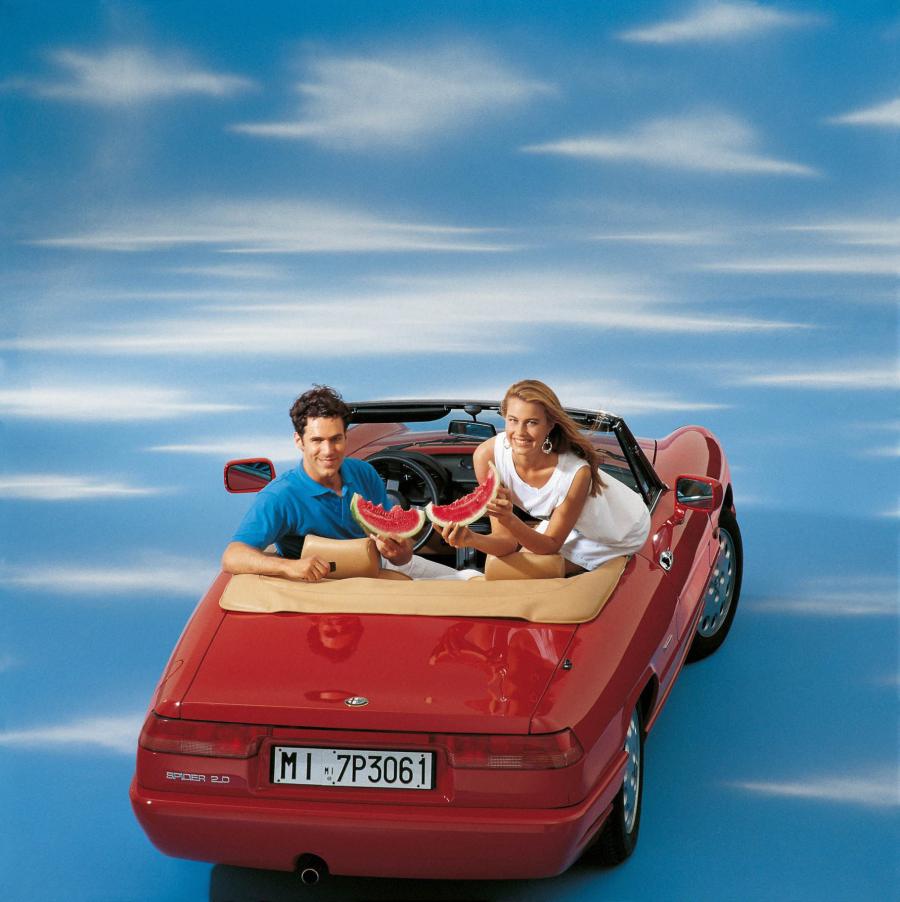  Alfa Romeo Spider 2.0 (115.A1) 1990 года  (фото 28 из 35)